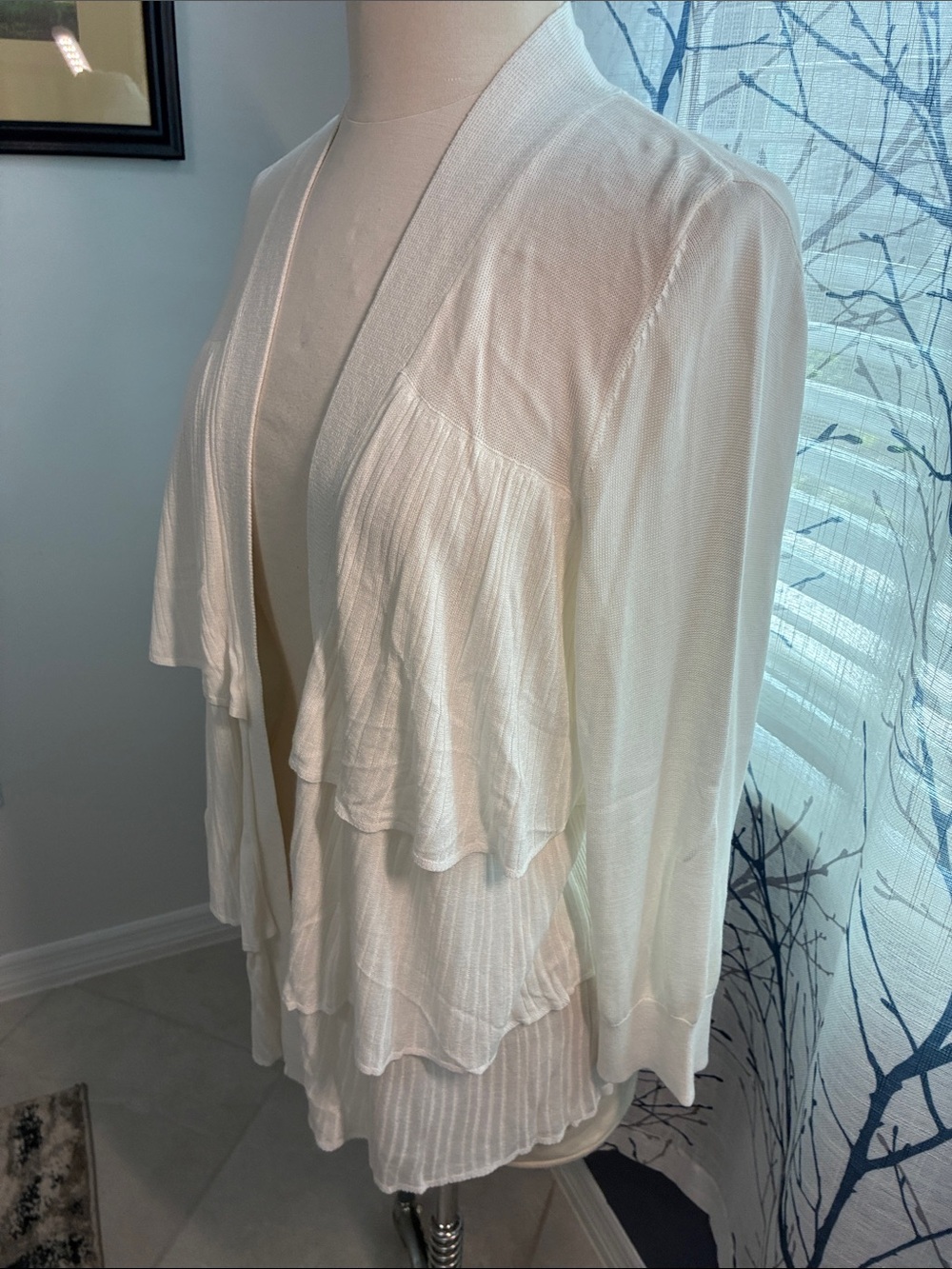 WHBM White Ruffle Open-Front Cardigan - Picture 2 of 8